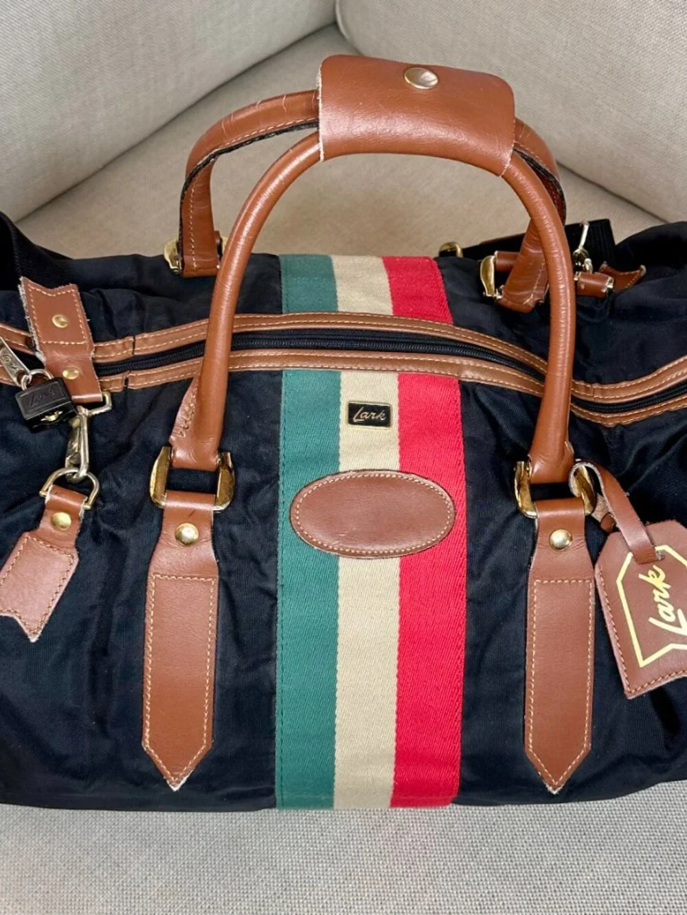 Vintage Lark Weekender Duffel | Expandable Sides | Lock + Strap